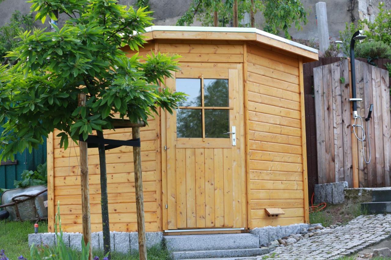 Ferienhof Graefe - 3-Seiten Hof Mit Grossem Garten, Pool & Sauna Meißen 外观 照片